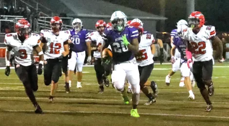 Walkquem Cox Scores All Five TDs As Ferry Blanks Bellaire 35-0